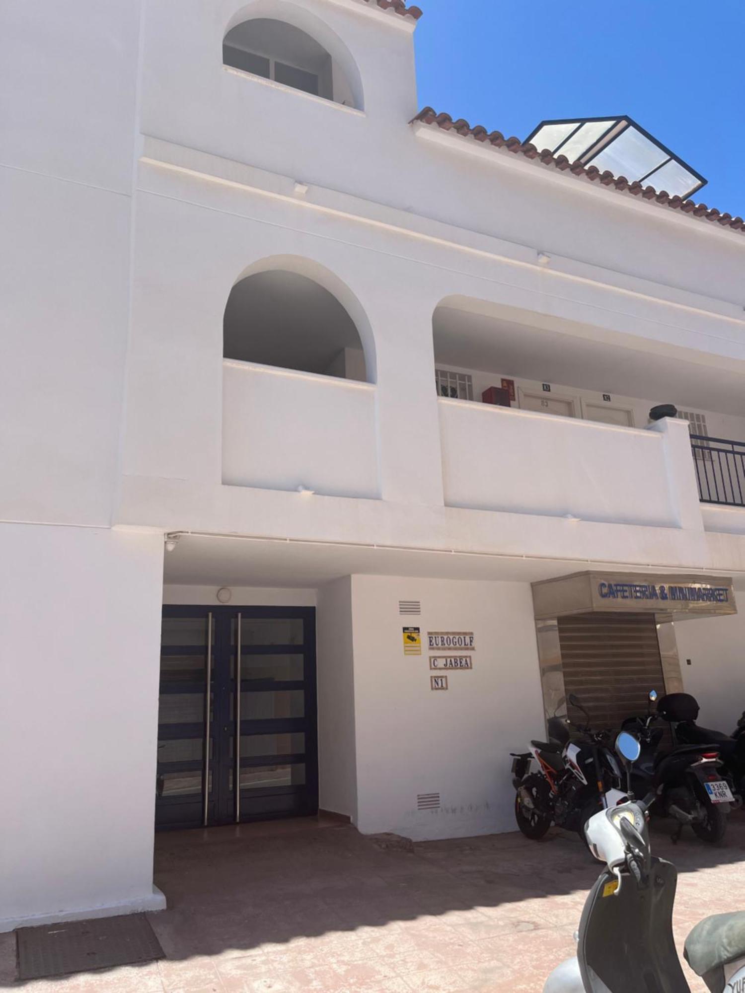 Benalhome - Tu Hogar Con Terraza Y Ducha Exterior Бенальмадена Екстер'єр фото